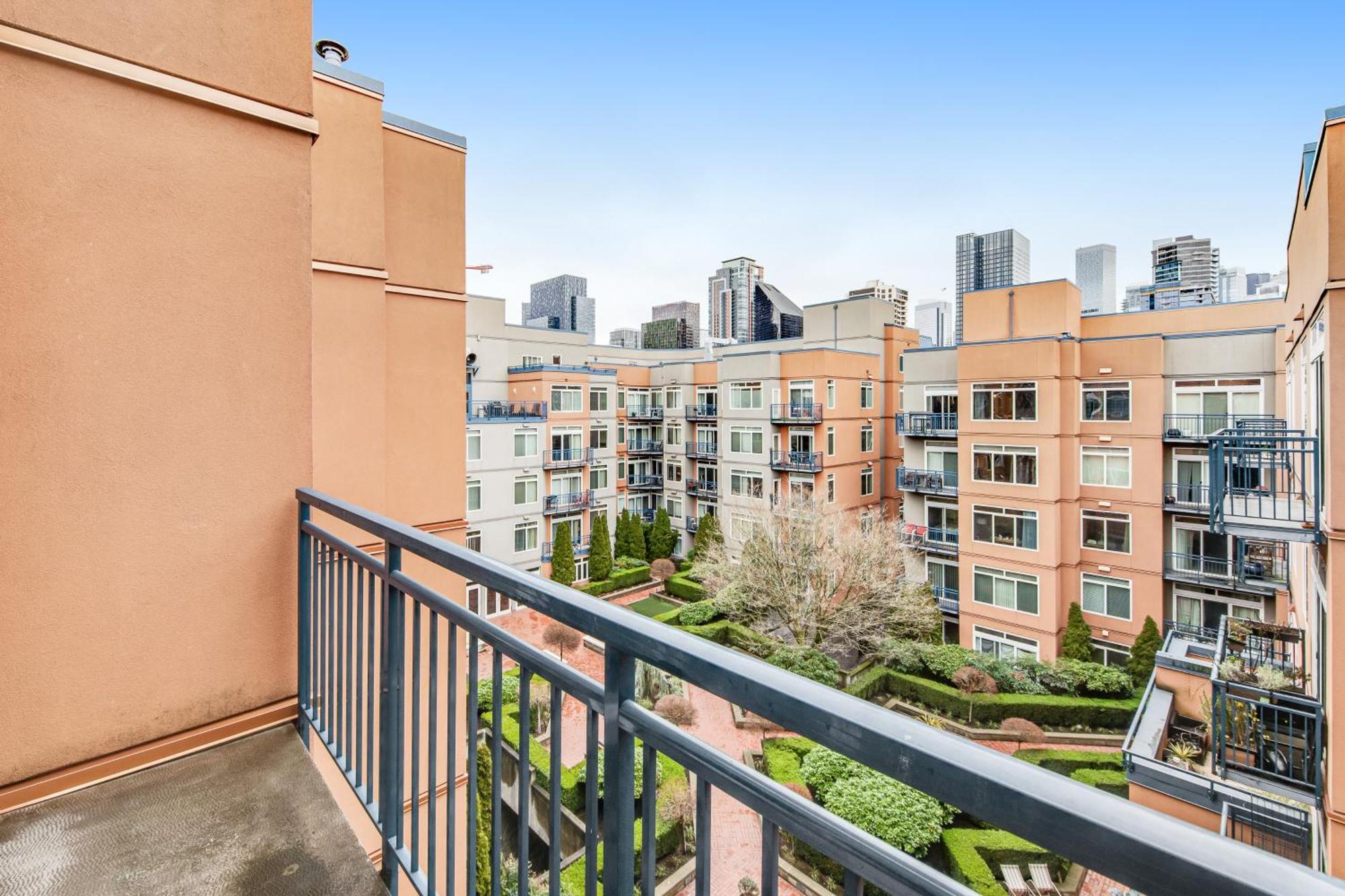 シアトルBelltown Court IIIアパートメント 部屋 写真